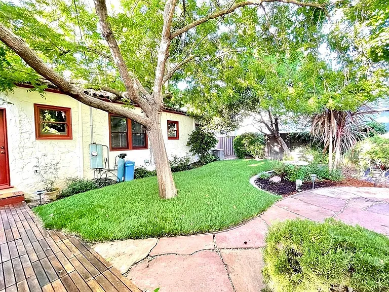 1127 Clark Way — Photo 42