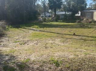 25 Shawnee Trl, Crawfordville, FL 32327