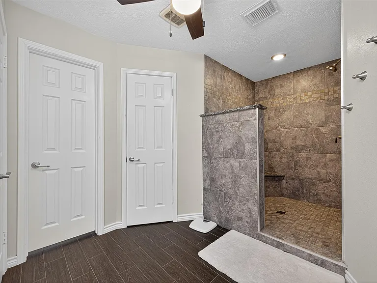 3602 Blue Cypress Dr — Photo 39