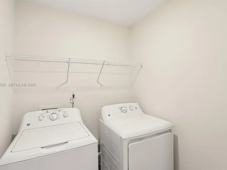 2579 Grey Hawk Dr — Photo 22