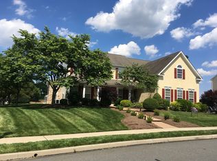 13 Brookfield Ave, Sinking Spring, PA 19608