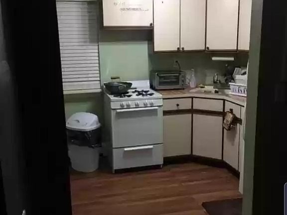 2nd image of 212 Cotter Ave APT 2