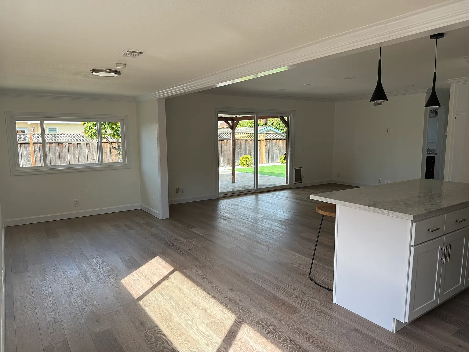 1333 Cherry Ct — Photo 3