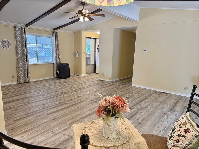 3rd image of 16300 State Highway 305 NE #95