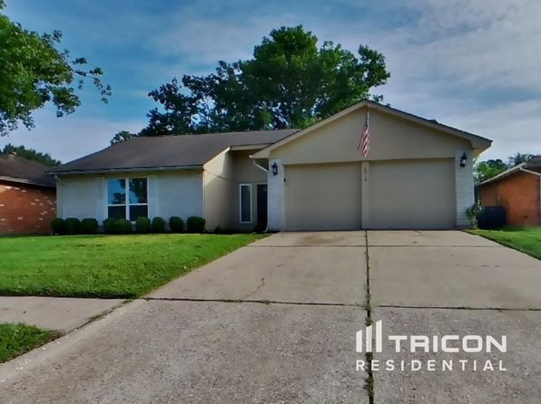 8218 Tattershall Cir
