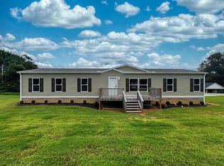 221 N Parkway St, Dresden, TN 38225