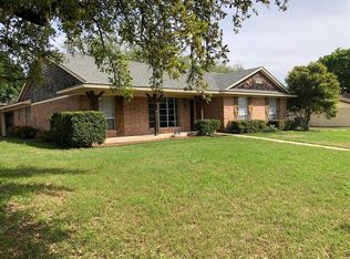 538 Rolling Hills Dr, Midlothian, TX 76065