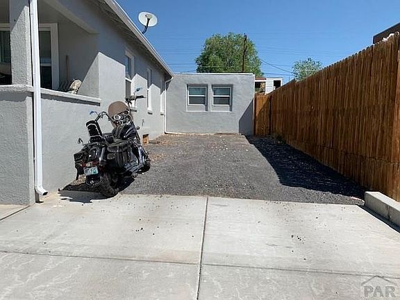 4th image of 1411 E 10th St