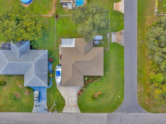 2nd image of 4201 Mandarin Rd