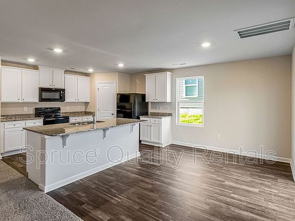 5th image of 4511 Hazelburn Dr