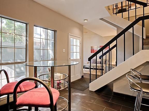 4th image of 6220 Bentwood Trl APT 1008