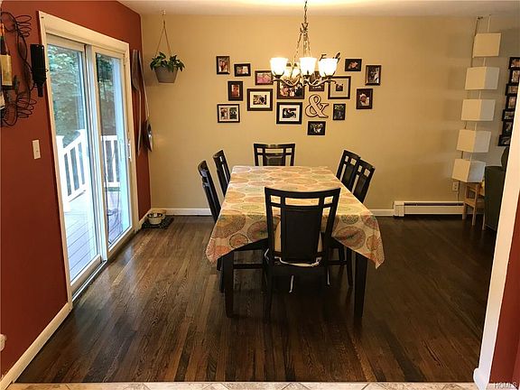 4th image of 18 Elm Dr