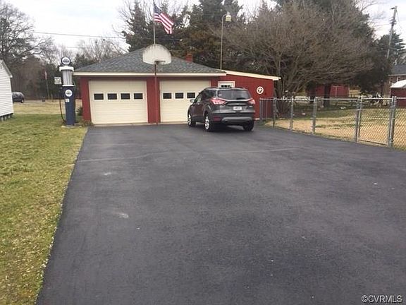 3rd image of 6186 Gary Ln