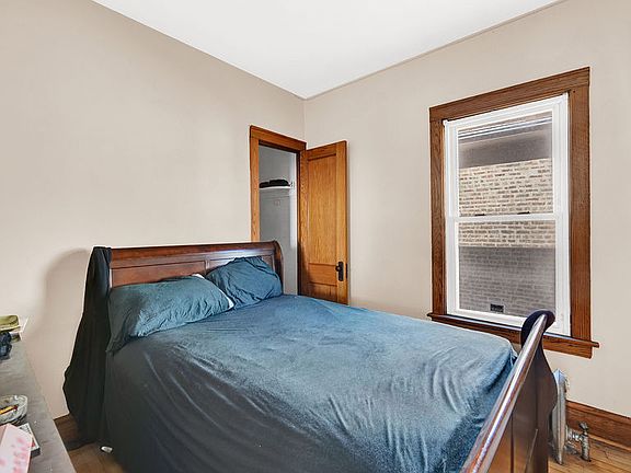 4th image of 1637 S Lombard Ave