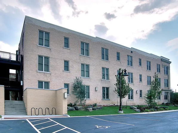 Hadden Hall, 215 NW 10th St APT 301, Oklahoma City, OK 73103