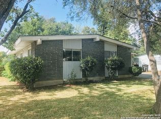 5166 Village Crst, San Antonio, TX 78218