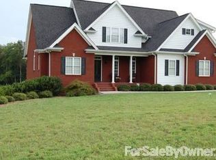 163 Mowery Cir NW, Charleston, TN 37310
