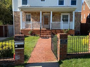 5426 Sargent Rd, Hyattsville, MD 20782