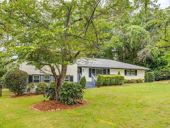 2nd image of 6627 Formosa Dr