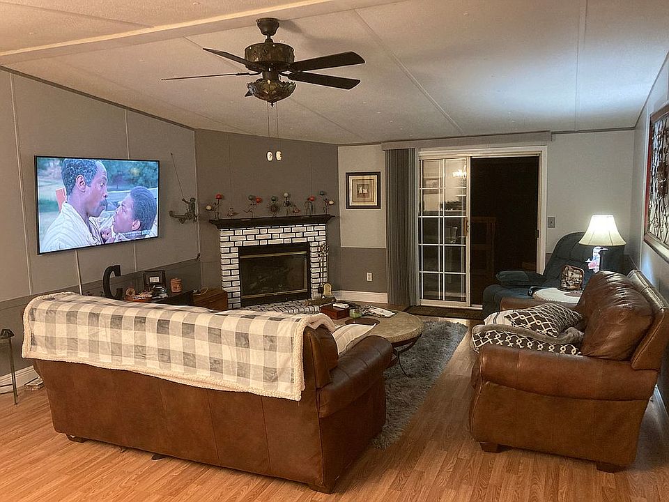 1st image of 27335 Karefree Ct