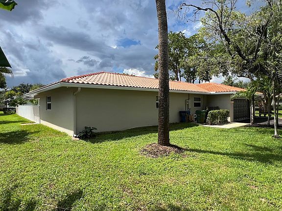 5th image of 9270 NW 16th Street