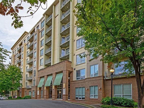 2nd image of 711 Cosmopolitan Dr NE #102