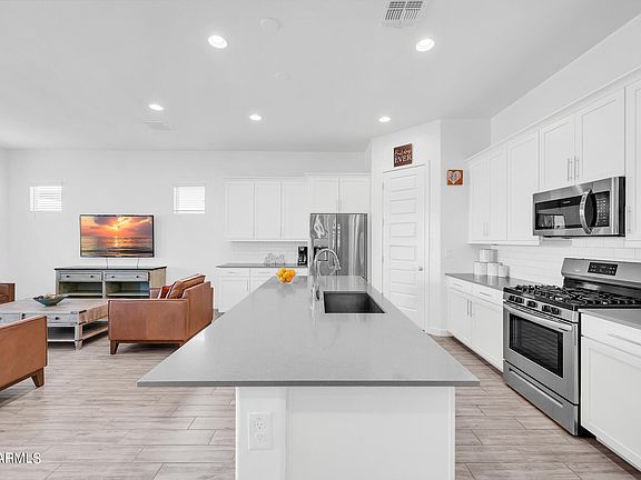 5th image of 4112 S QUINN Avenue