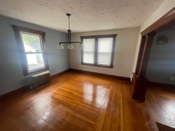 41 Spring Garden Ave, Norwich, CT 06360