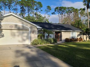 409 Pelican Bay Dr, Daytona Beach, FL 32119