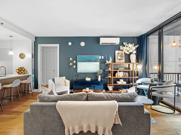 2100 Bedford Avenue 3A image 3 of 16