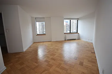 Rented by Luxury Habitat