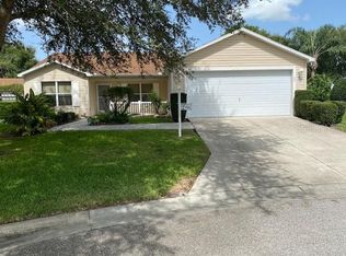 904 Davenport Dr, The Villages, FL 32162