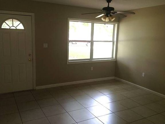 2nd image of 4115 Poinsettia Ave