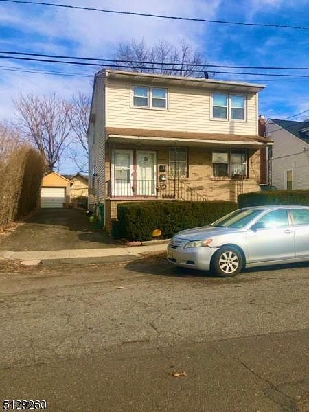 2nd image of 15 Sterling St