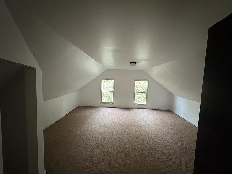 865 Bristol Way — Photo 20