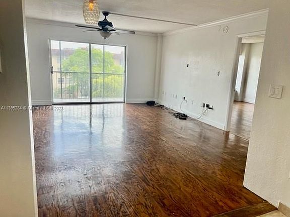 4th image of 4158 Inverrary Dr APT 506