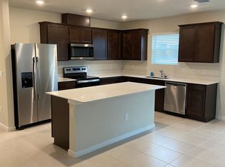 1575 Aspen Ave, Davenport, FL 33837