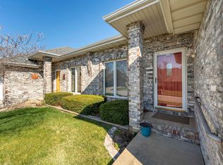 341 E Degraffenreid St, Springfield, MO 65810