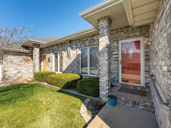 341 E Degraffenreid Street, Springfield, MO 65810