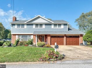 171 Vinmar Dr, York, PA 17402