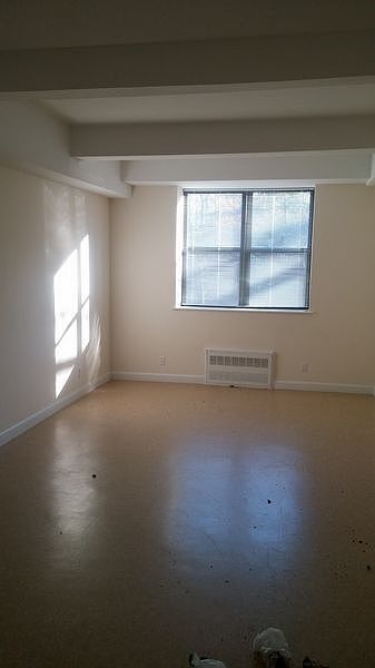 2nd image of 2775 E 12th St APT 101