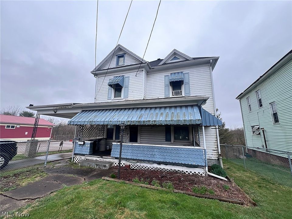 1st image of 1618 7th St