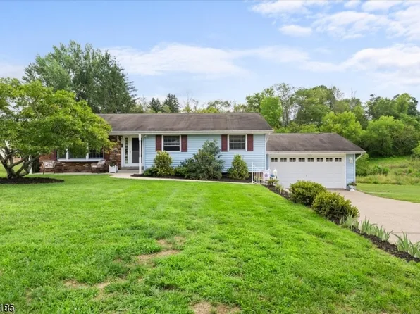 11 Kinney Rd, Holland Twp., NJ 08848