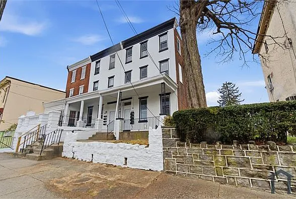 6320 Vine St #3 — Photo 4