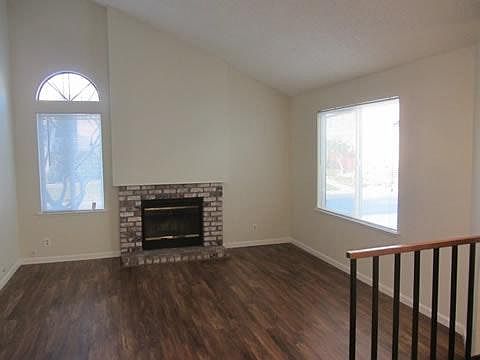 5th image of 1470 Cresthaven Ln
