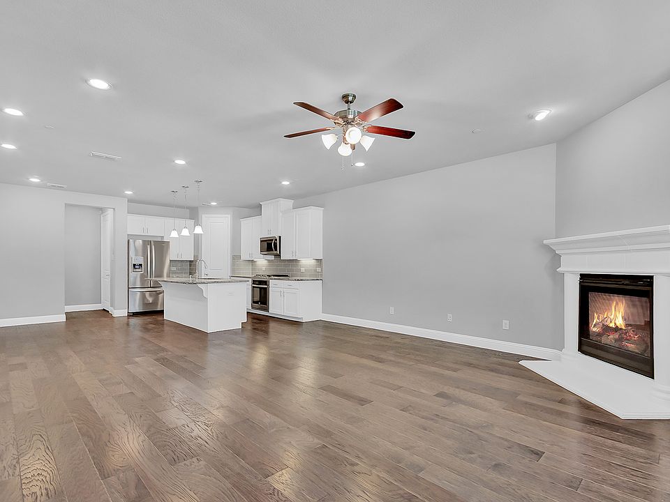 1st image of 3632 Harebell Dr