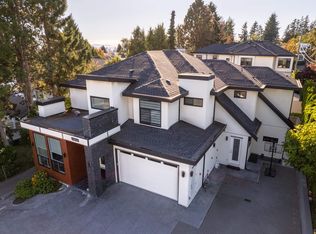 16035 10a Ave, Surrey, BC V4A 7W8