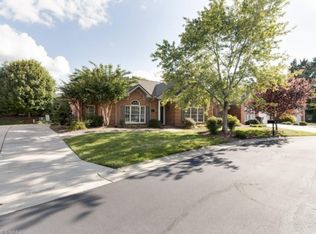 4411 Orchard Knob Ln, High Point, NC 27265