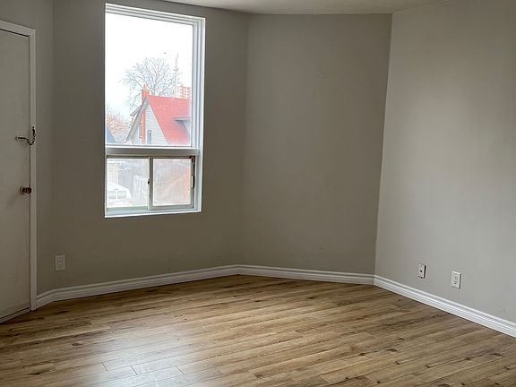 5th image of 533 Church St #8