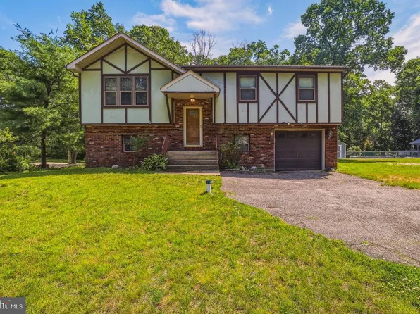 7 Matro Ave, Berlin, NJ 08009